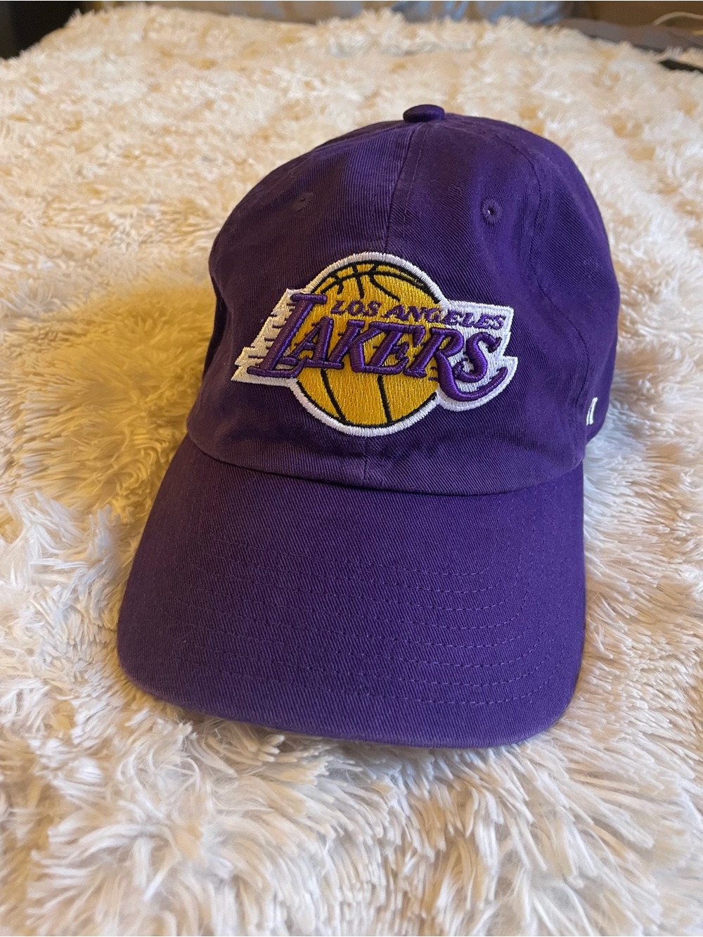 Los Angeles Lakers Purple Baseball Cap - Team Logo Hat